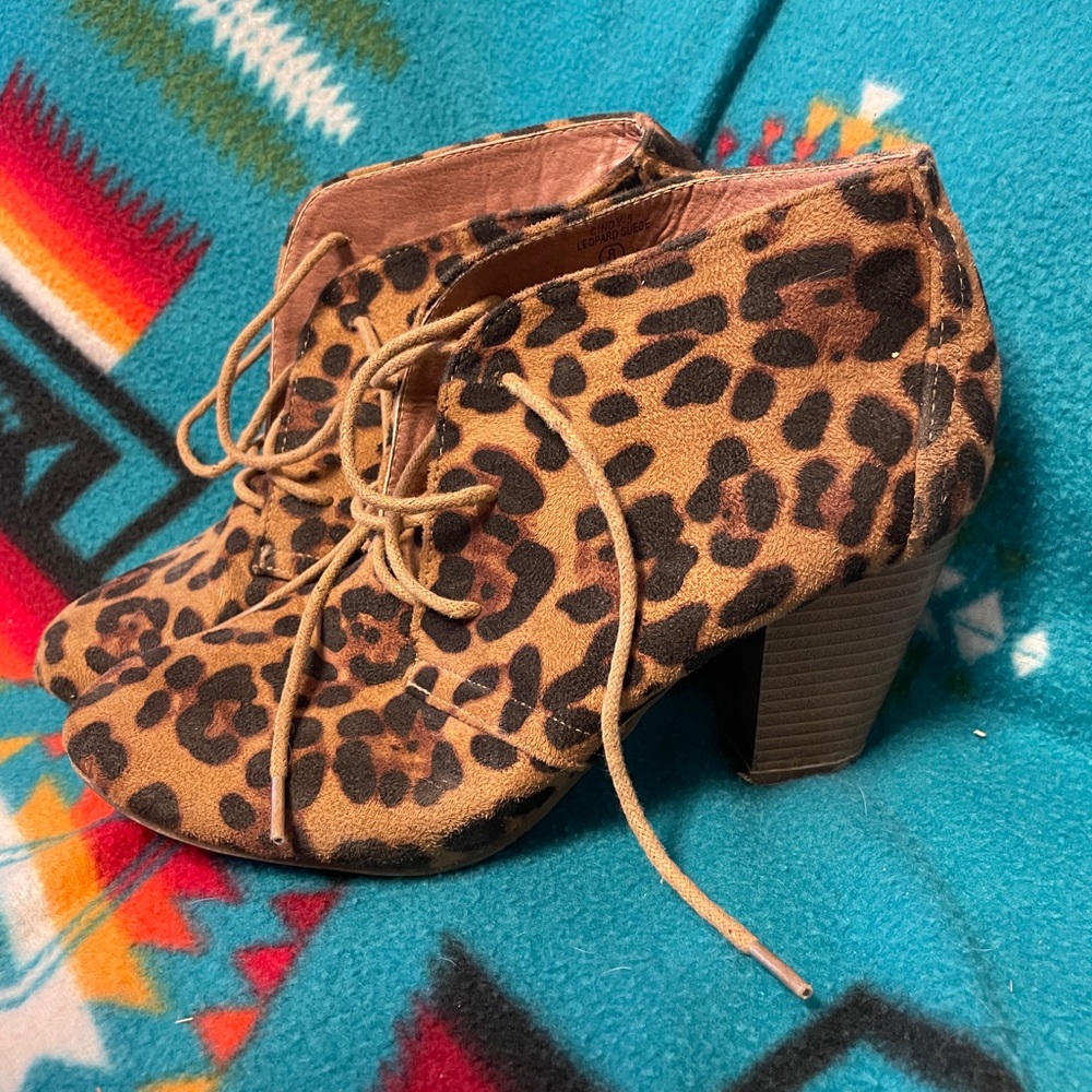 Boutique Brand size 8